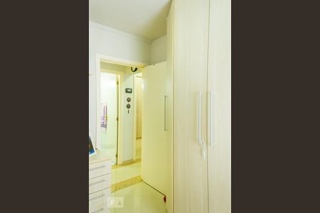 Apartamento à venda com 90m², 3 quartos e 2 vagasQuarto 2