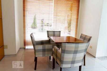 Apartamento à venda com 47m², 2 quartos e 1 vaga Apartamento à venda com 47m², 2 quartos e 1 vagaÁrea comum - Salão de festas