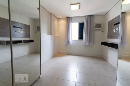 Apartamento à venda com 47m², 2 quartos e 1 vaga Apartamento à venda com 47m², 2 quartos e 1 vagaSuíte
