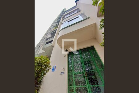 Apartamento à venda com 34m², 1 quarto e sem vagaFachada com cartaz QA