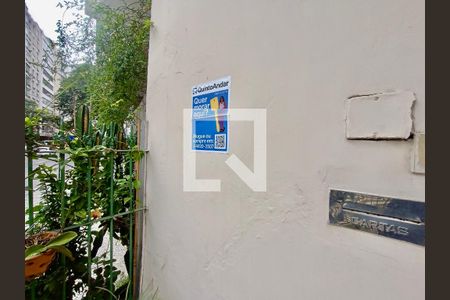 Apartamento à venda com 34m², 1 quarto e sem vagaFachada com cartaz QA