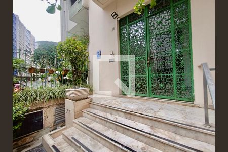 Apartamento à venda com 34m², 1 quarto e sem vagaFachada com cartaz QA