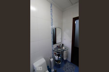 Casa à venda com 365m², 4 quartos e 5 vagas Casa à venda com 365m², 4 quartos e 5 vagasBanheiro da Suíte 4