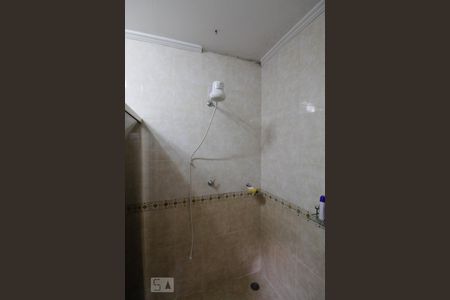 Casa à venda com 365m², 4 quartos e 5 vagas Casa à venda com 365m², 4 quartos e 5 vagasBanheiro da Suíte 2