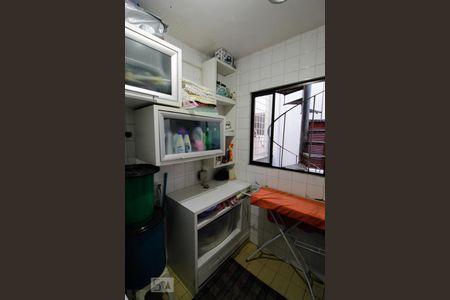 Casa à venda com 365m², 4 quartos e 5 vagas Casa à venda com 365m², 4 quartos e 5 vagasÁrea de Serviço