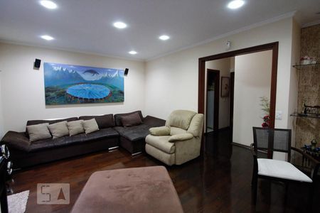 Sala de TV de casa à venda com 4 quartos, 365m² em Jardim Maia, Guarulhos