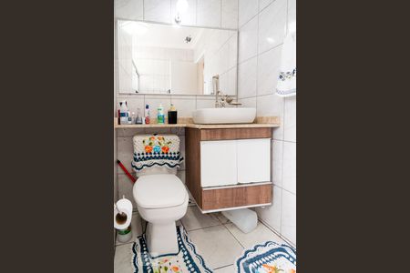 Casa à venda com 200m², 3 quartos e 2 vagas Casa à venda com 200m², 3 quartos e 2 vagasBanheiro Social