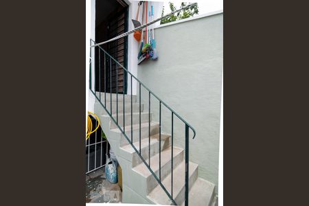 Casa à venda com 200m², 3 quartos e 2 vagas Casa à venda com 200m², 3 quartos e 2 vagasQuintal