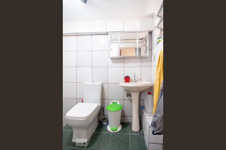 Casa à venda com 200m², 3 quartos e 2 vagas Casa à venda com 200m², 3 quartos e 2 vagasBanheiro Social 2