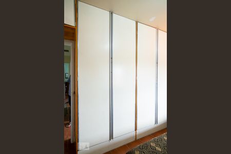 Casa à venda com 200m², 3 quartos e 2 vagas Casa à venda com 200m², 3 quartos e 2 vagasQuarto 2