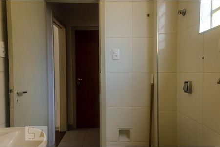 Banheiro de kitnet/studio para alugar com 1 quarto, 43m² em Bela Vista, São Paulo