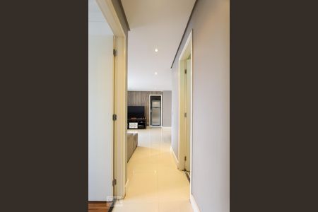 Apartamento à venda com 64m², 2 quartos e 1 vagaCorredor