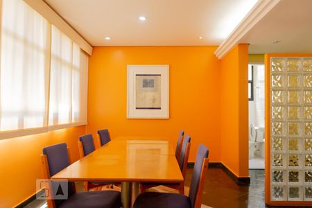 Apartamento para alugar com 74m², 3 quartos e 2 vagas Apartamento para alugar com 74m², 3 quartos e 2 vagasSalão de festas