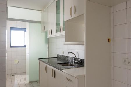 Apartamento para alugar com 74m², 3 quartos e 2 vagas Apartamento para alugar com 74m², 3 quartos e 2 vagasCozinha