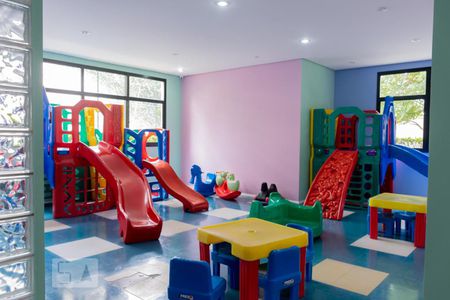 Apartamento para alugar com 74m², 3 quartos e 2 vagas Apartamento para alugar com 74m², 3 quartos e 2 vagasPlayground