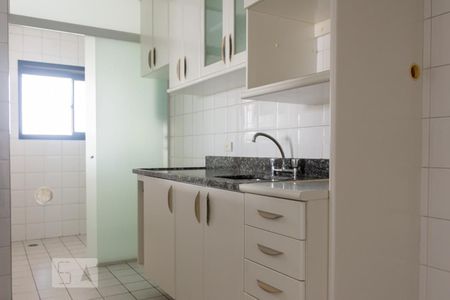 Apartamento para alugar com 74m², 3 quartos e 2 vagas Apartamento para alugar com 74m², 3 quartos e 2 vagasCozinha