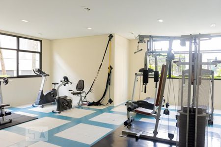 Apartamento para alugar com 74m², 3 quartos e 2 vagas Apartamento para alugar com 74m², 3 quartos e 2 vagasAcademia