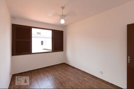 Quarto 1 de casa para alugar com 2 quartos, 140m² em Embaré, Santos