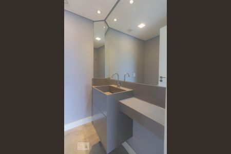 Lavabo de apartamento para alugar com 3 quartos, 96m² em Campo Belo, São Paulo