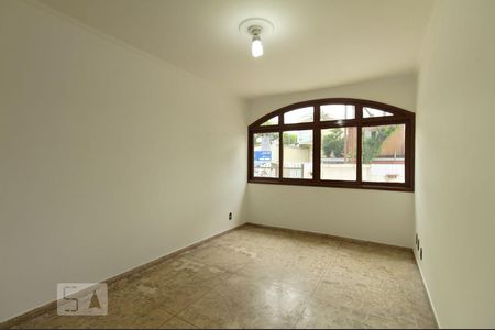 Sala de casa para alugar com 2 quartos, 135m² em Embaré, Santos