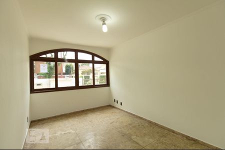 Sala de casa para alugar com 2 quartos, 135m² em Embaré, Santos
