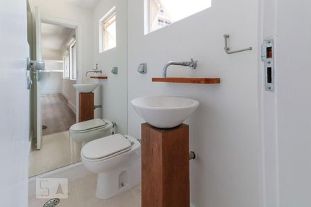 Lavabo  de apartamento para alugar com 2 quartos, 100m² em Jardim Paulista, São Paulo