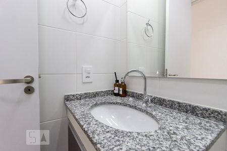Apartamento para alugar com 45m², 2 quartos e 1 vaga Apartamento para alugar com 45m², 2 quartos e 1 vagaBanheiro