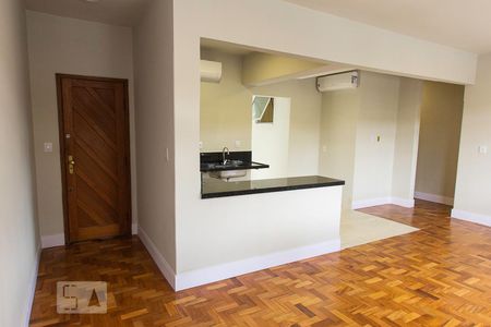 Sala de apartamento para alugar com 3 quartos, 100m² em Vila Paris, Belo Horizonte