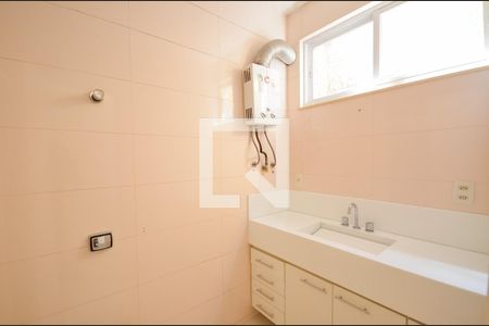 Apartamento à venda com 68m², 2 quartos e sem vaga Apartamento à venda com 68m², 2 quartos e sem vagaBanheiro