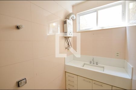 Apartamento à venda com 68m², 2 quartos e sem vaga Apartamento à venda com 68m², 2 quartos e sem vagaBanheiro