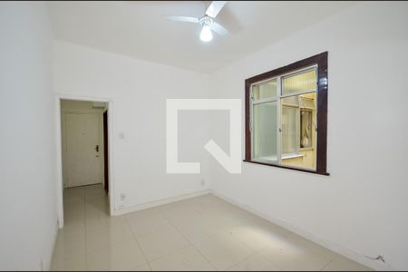 Sala de apartamento para alugar com 2 quartos, 68m² em Tijuca, Rio de Janeiro