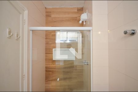 Apartamento à venda com 68m², 2 quartos e sem vaga Apartamento à venda com 68m², 2 quartos e sem vagaBanheiro