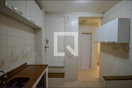 Apartamento à venda com 68m², 2 quartos e sem vaga Apartamento à venda com 68m², 2 quartos e sem vagaCozinha