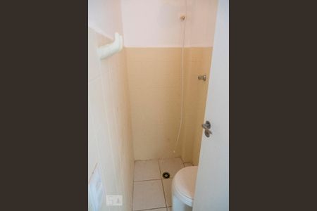 Apartamento à venda com 79m², 2 quartos e 1 vaga Apartamento à venda com 79m², 2 quartos e 1 vagaBanheiro Fundos