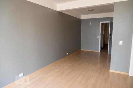 Apartamento à venda com 79m², 2 quartos e 1 vaga Apartamento à venda com 79m², 2 quartos e 1 vagaSala