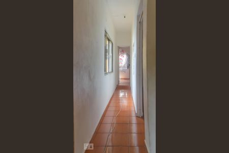 Corredor para os quartos de casa à venda com 3 quartos, 160m² em Vila Primavera, São Paulo