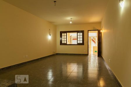 Sala de casa para alugar com 3 quartos, 215m² em Saúde, São Paulo