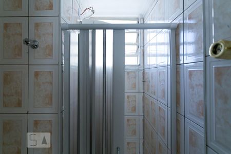 Apartamento para alugar com 55m², 2 quartos e sem vagaBanheiro