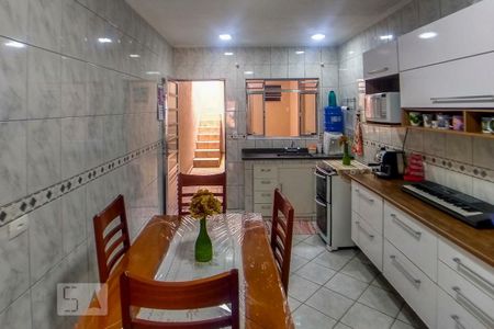 Casa à venda com 180m², 3 quartos e 1 vaga Casa à venda com 180m², 3 quartos e 1 vagaCozinha