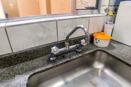 Casa à venda com 180m², 3 quartos e 1 vaga Casa à venda com 180m², 3 quartos e 1 vagaCozinha