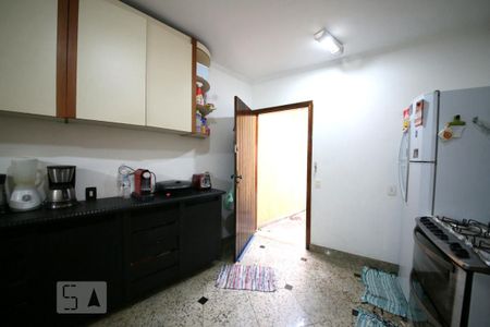 Casa à venda com 176m², 3 quartos e 2 vagasCozinha