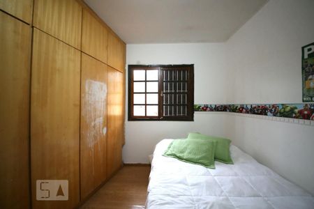 Casa à venda com 176m², 3 quartos e 2 vagasQuarto 1
