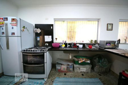 Casa à venda com 176m², 3 quartos e 2 vagasCozinha