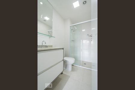 Studio para alugar com 36m², 1 quarto e 1 vaga Studio para alugar com 36m², 1 quarto e 1 vagaBanheiro