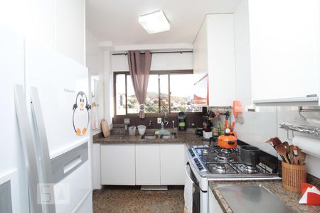 Apartamento para alugar com 190m², 4 quartos e 4 vagasCozinha