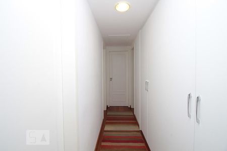 Corredor de apartamento para alugar com 4 quartos, 190m² em Anchieta, Belo Horizonte