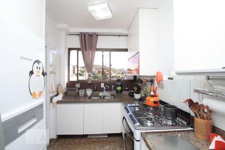 Apartamento para alugar com 190m², 4 quartos e 4 vagasCozinha