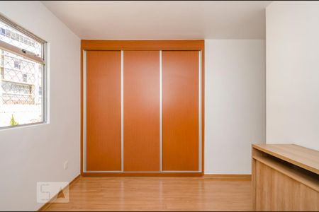 Apartamento para alugar com 100m², 3 quartos e 1 vagaSuíte