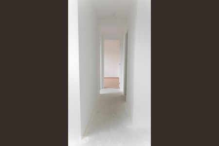 Corredor de apartamento à venda com 2 quartos, 42m² em Vila Santa Maria, São Paulo