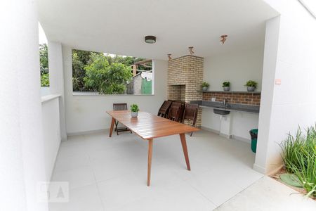 Apartamento à venda com 42m², 2 quartos e sem vagaÁrea comum - Churrasqueira
